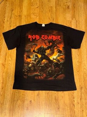 Y2K 2010s ROB ZOMBIE Warrior Battle Scene Frazetta Style Graphic Tee XL